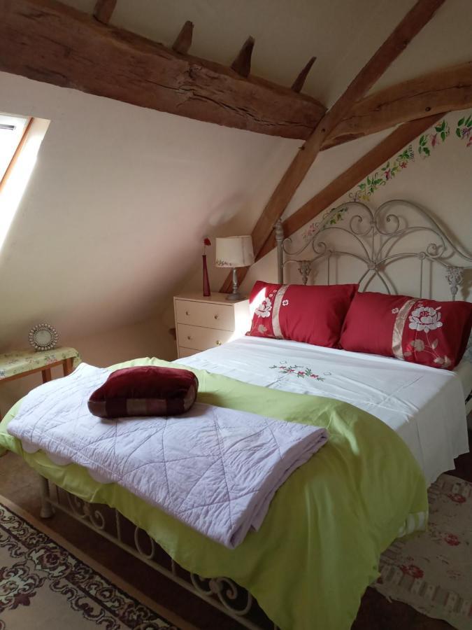 Le Petit Savriere B&B Tronget Room photo